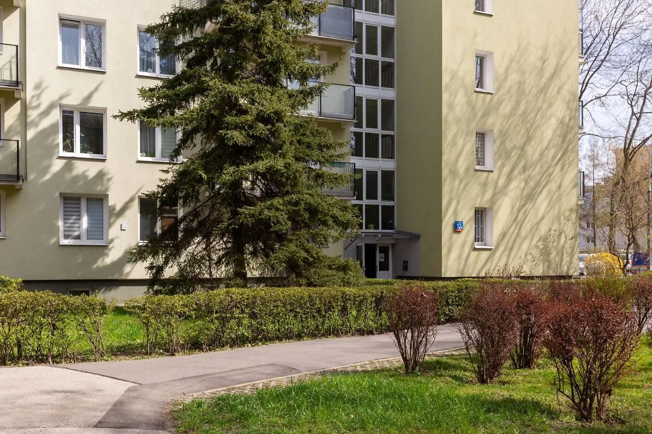 Apartment Praga Afrykanska By Noclegi Renters contacts
